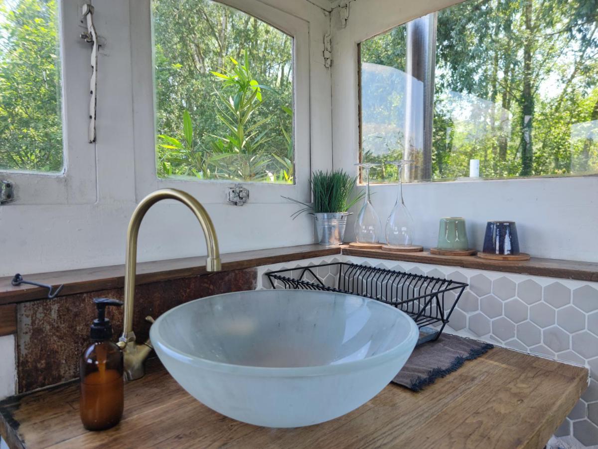 Thourotte Bateau Entre Lille Et Paris Bed & Breakfast エクステリア 写真